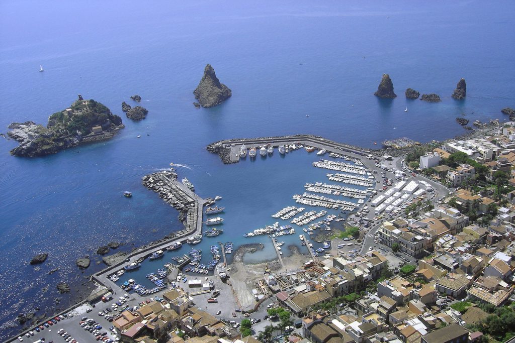 aci trezza e il suo arcipelago